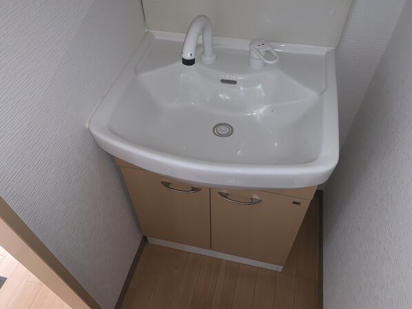 フルハウスA棟の物件内観写真